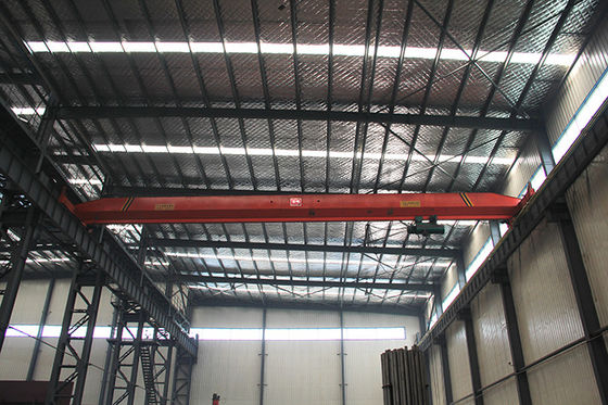 Tugas Ringan 20T 10T Overhead Crane Strong Box Girder Crane 18mm 24m Lifting