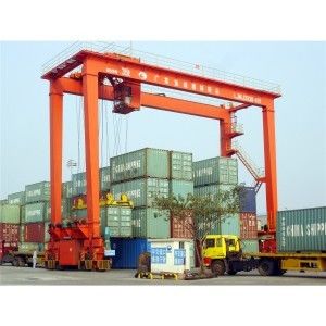 Kontrol PLC RTG Rubber Tire Gantry Crane Untuk Kontainer 40ft 45ft