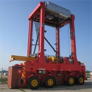 Straddle Carrier Hydraulic Gantry Crane RTG Container Crane 6-30m Mengangkat