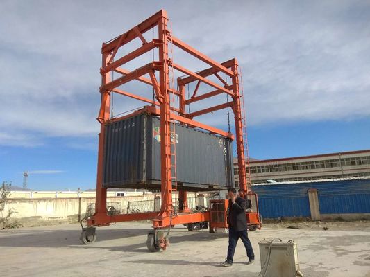 Portable Mobile RTG RMG Container Gantry Crane 40T Untuk Gudang