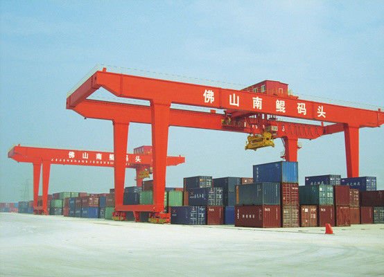 Derek Gantri Kontainer Khusus 40 Ton RMG Rail Mounted Quay Crane