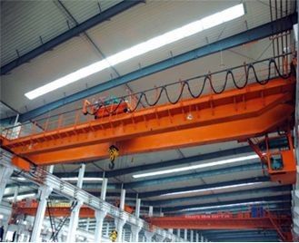 32 Ton QD Double Girder Hooks Overhead Lifting Crane Untuk Tempat Penyimpanan Gudang