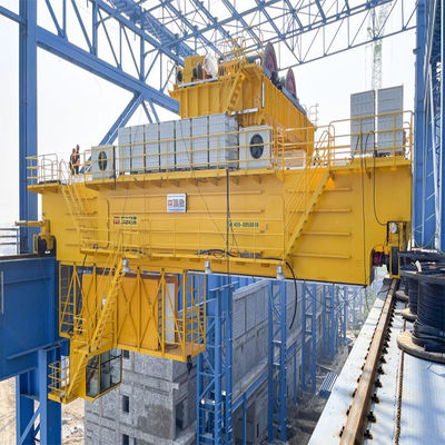 Heavy Duty Gaya Eropa 400 Ton Double Girder Bridge Crane QDxx Model