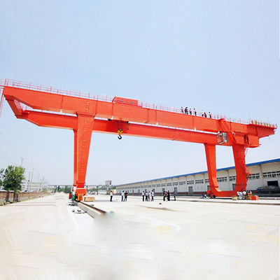 50ton 18 ~ 26m Span Double Girder Gantry Crane dengan Trolley Listrik untuk Pabrik